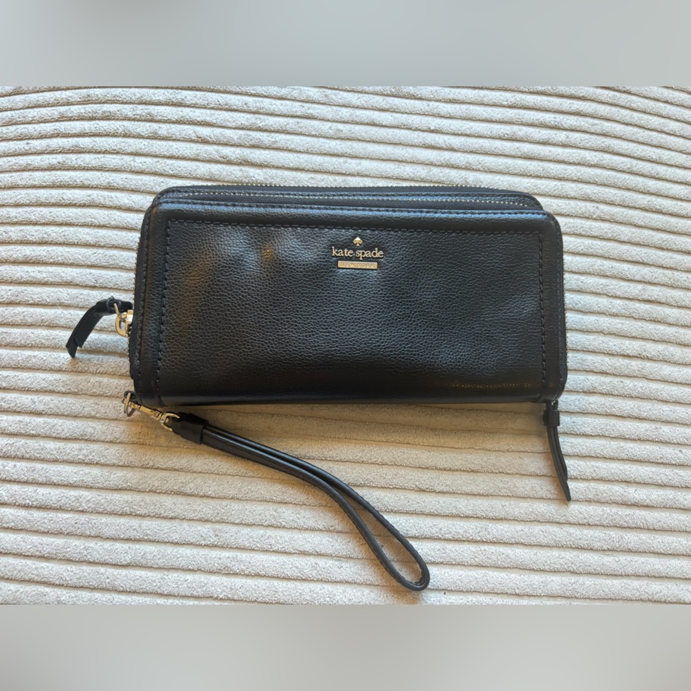Kate Spade Black Leather Wristlet / Wallet